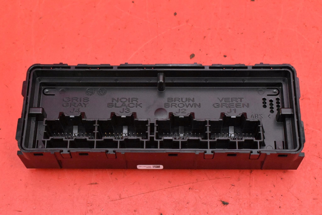 control unit module of the air conditioning 84137427 OPEL INSIGNIA B 17-20