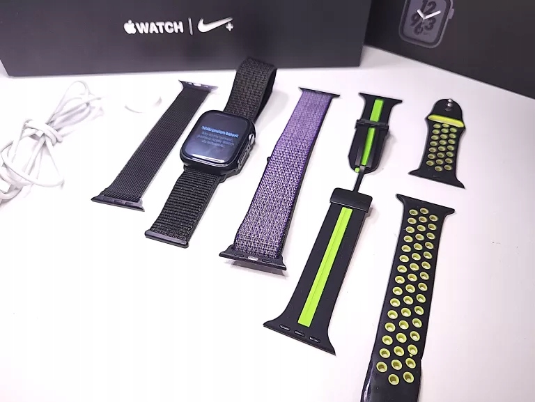 その他 Apple Watch - Apple Watch Nike Series 4/GPS/44mm/A1978 Apple Apple Watch Nike+ Series 4 GPS+Cellularモデル 44mm