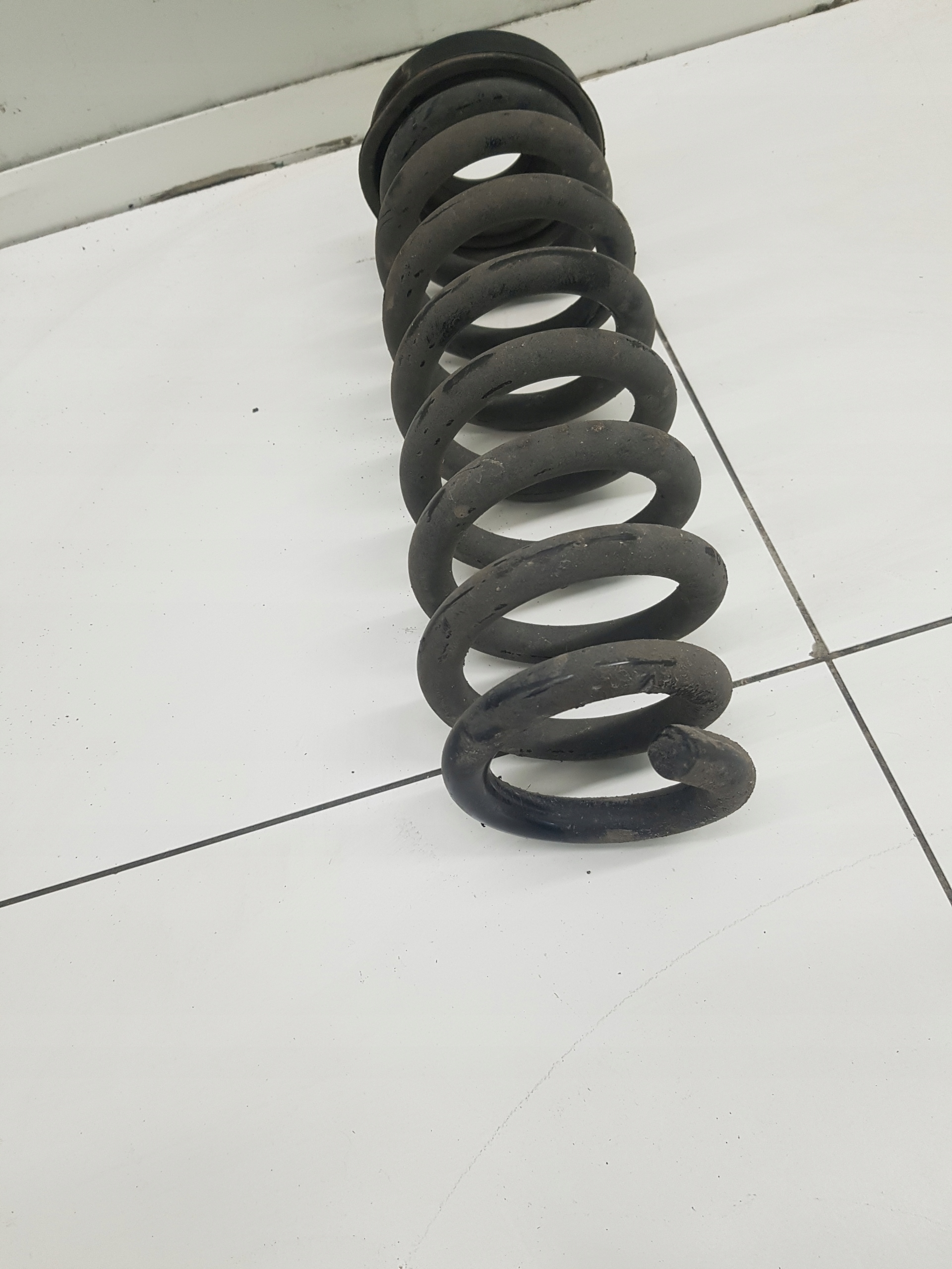 struna záď zadní BMW E90