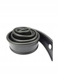 Uszczelka prawado kabiny błotnika Ursus C385 Zetor 80368296