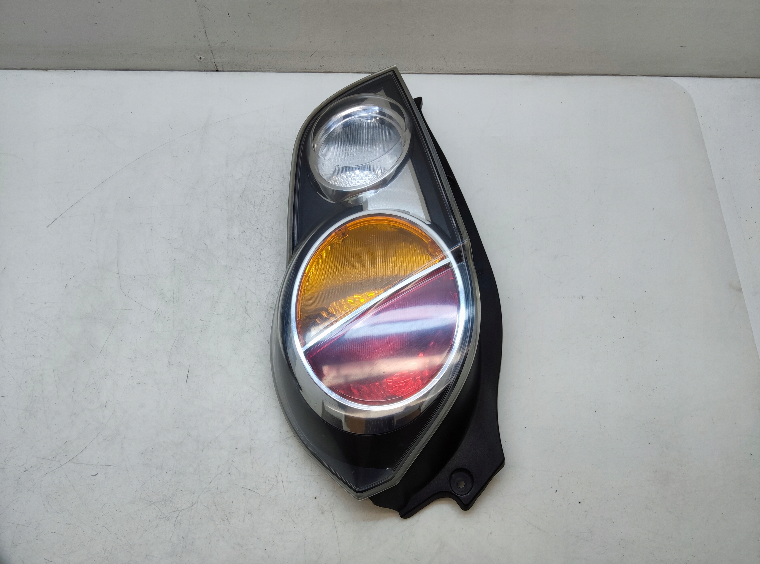 Chevrolet SPARK M300 фонарь правый европа