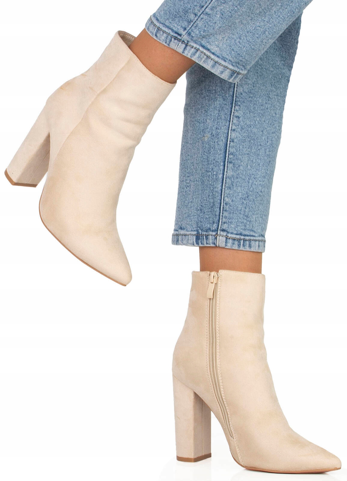 7709 KREMOWE BOTKI ZAMSZOWE NA SŁUPKU SZPIC 41