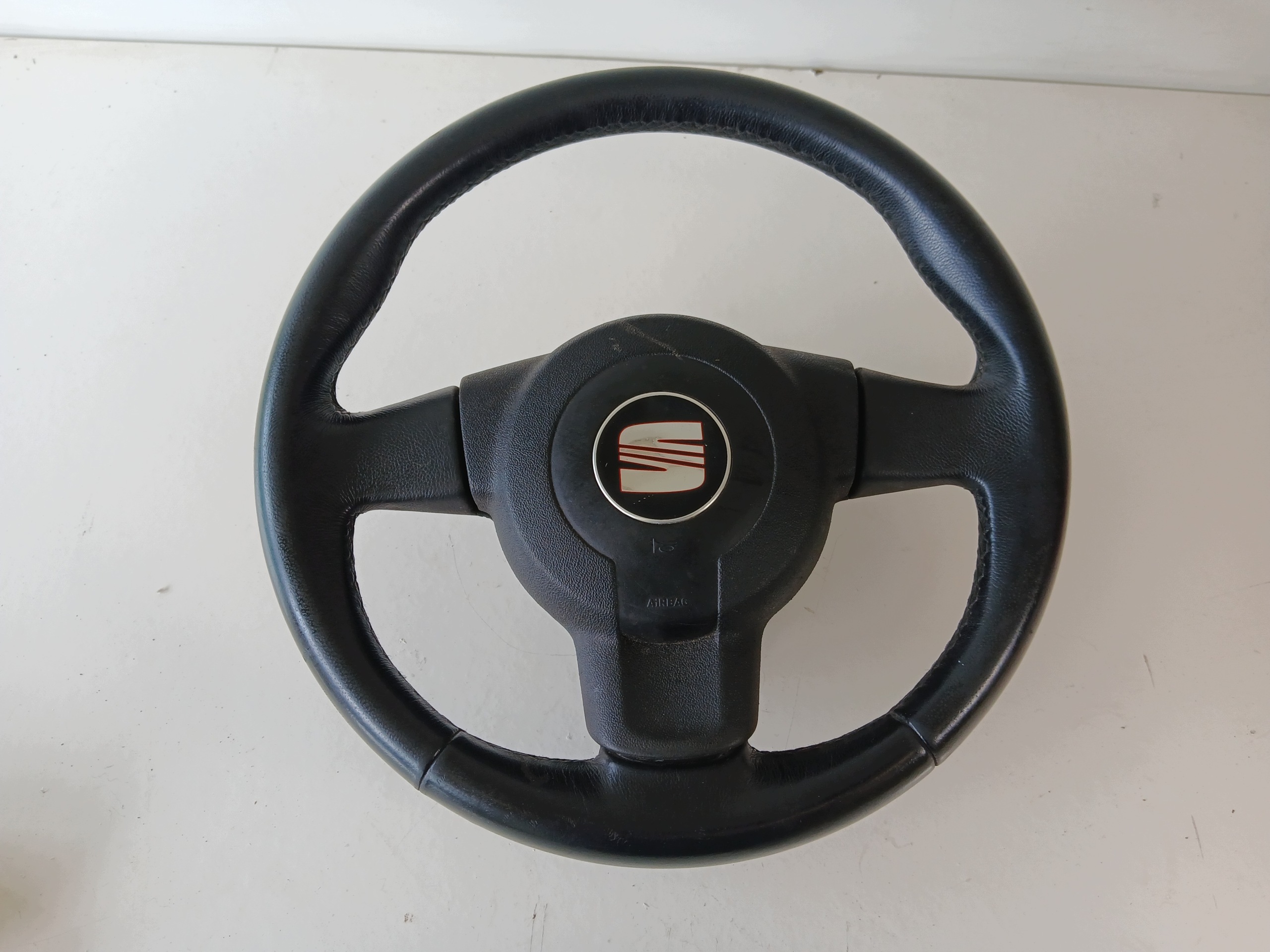SEAT IBIZA III lenkrad SKORZANA
