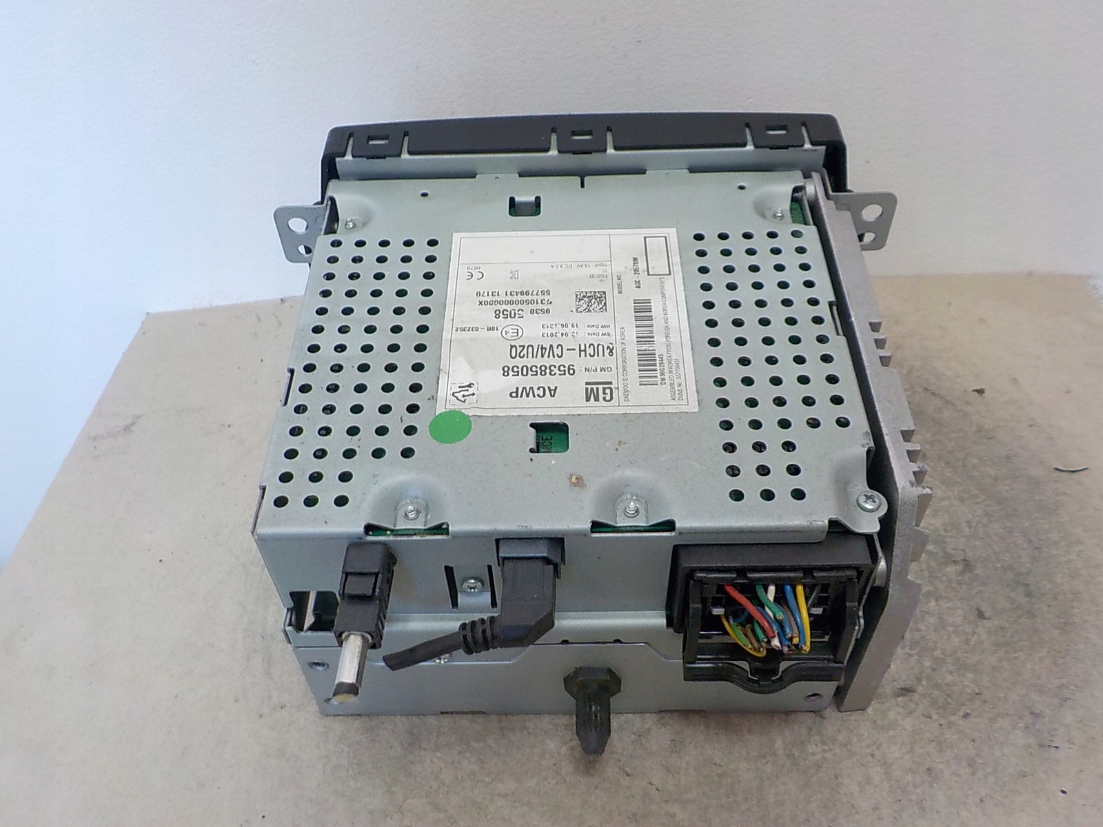 CHEVROLET SPARK RADIO FABRYCZNE 95385058