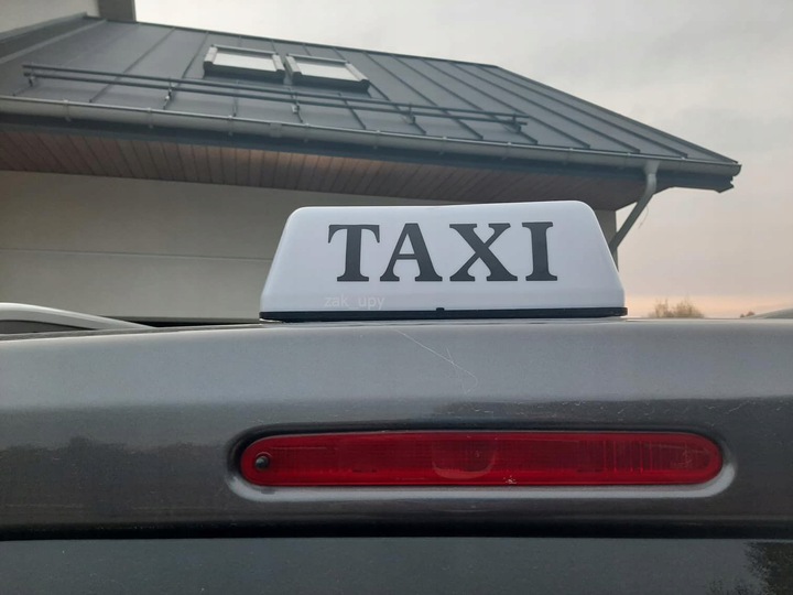 KOGUT SYGNALIZATOR LAMPA GAPA TAXI NA MAGNES+pilot Kolor biały