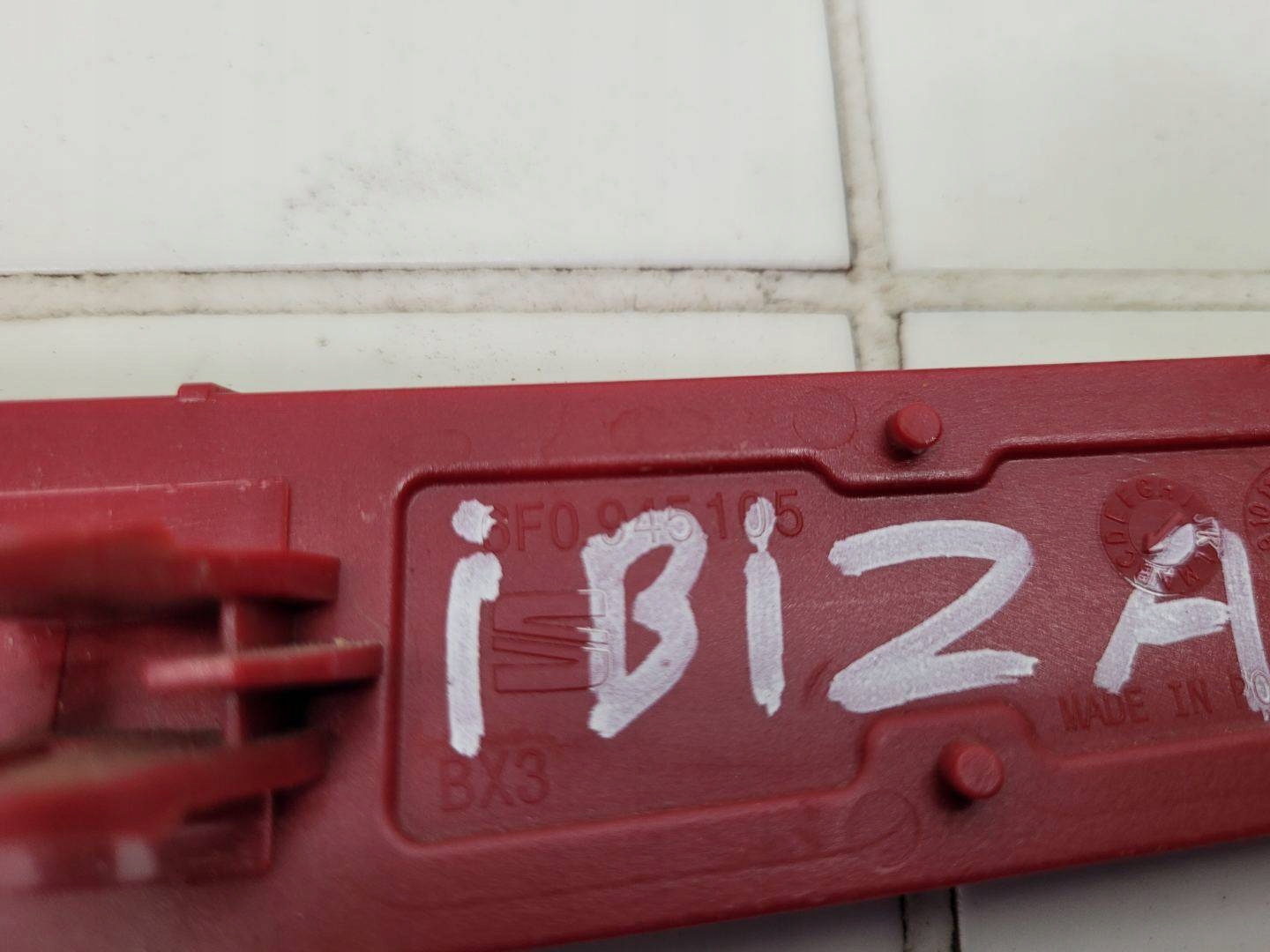 Odblask left side SEAT Ibiza 5 2019 6F0.945.105