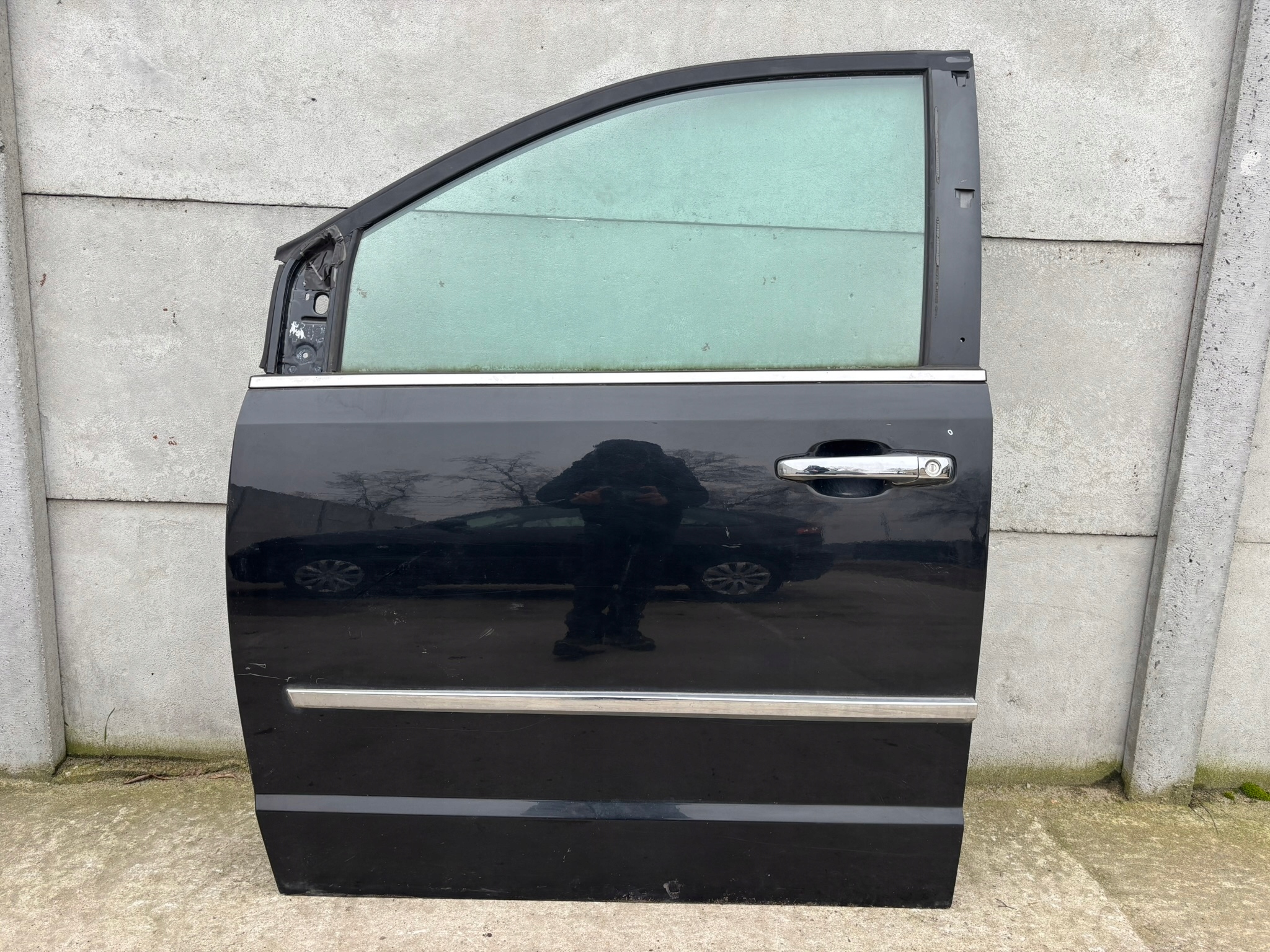 DRZWI CHRYSLER VOYAGER V 2007-2016 PRZÓD LEWY PRZEDNIE LEWE KOMPLETNE