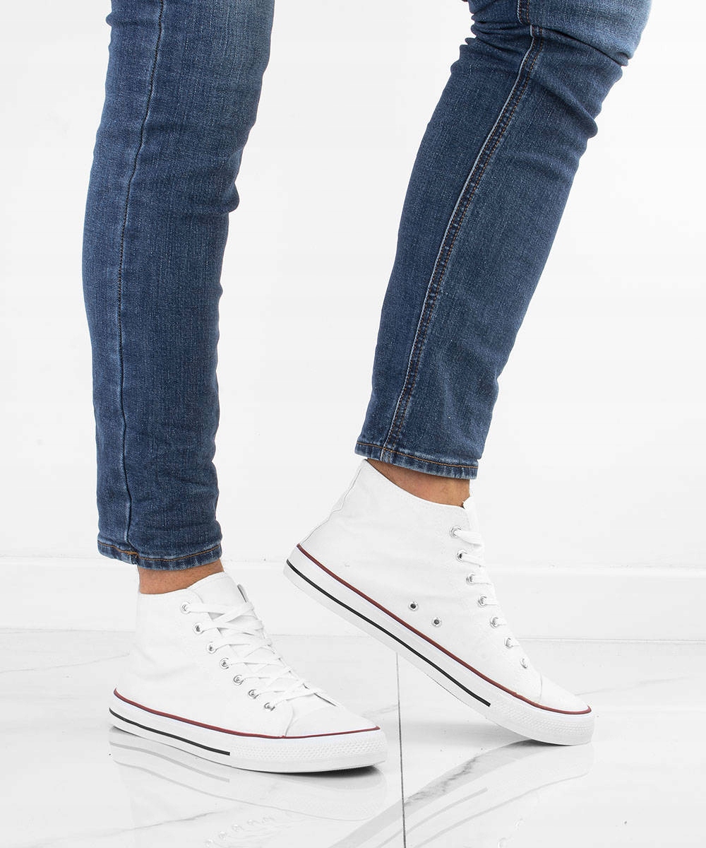 BIAŁE WYSOKIE TRAMPKI TENISÓWKI MĘSKIE 44 Cechy dodatkowe brak