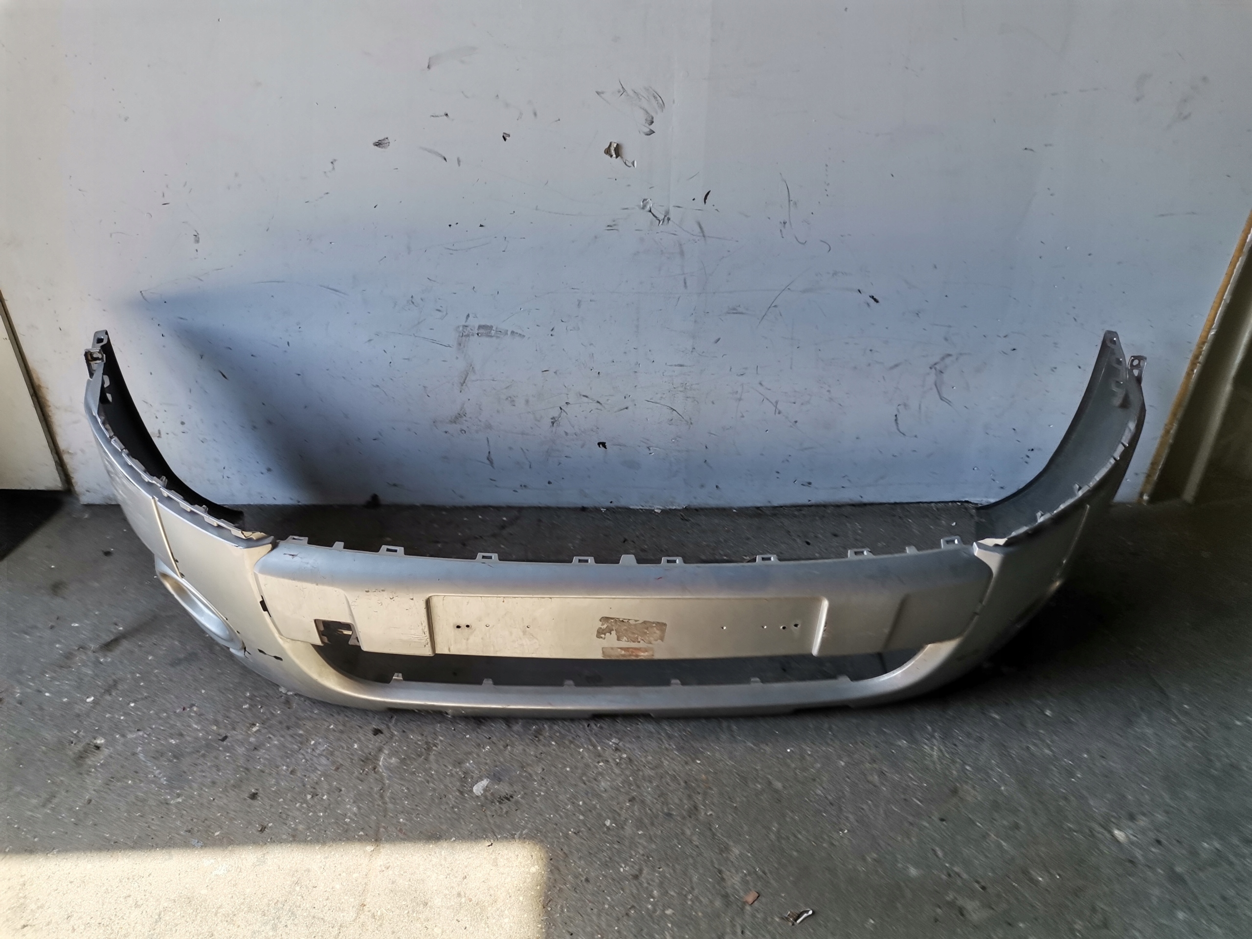bumper front front PEUGEOT PARTNER BERLINGO 3 III 08-13rok 9682966577