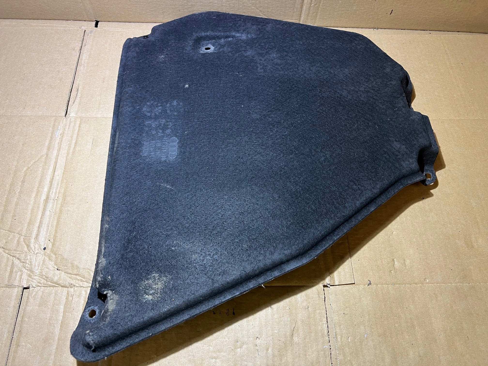 AUDI Q5 80A cover chassis left rear part 80A825311A