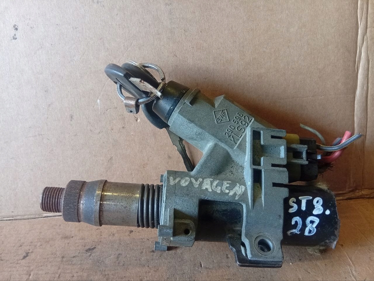 STACYJKA KLUCZYK VOLKSWAGEN OE 357905851