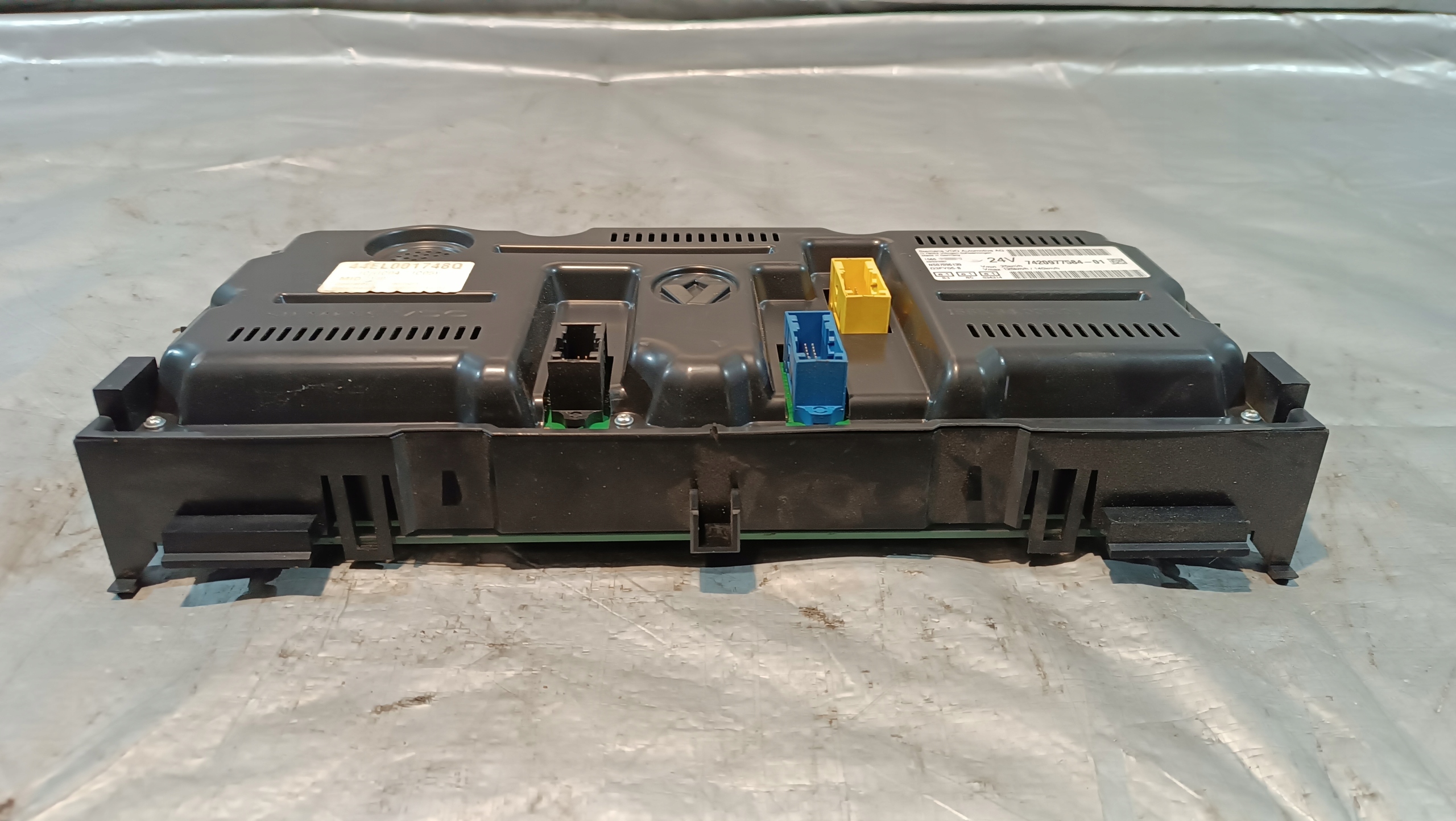dials dials RENAULT PREMIUM 7420977584