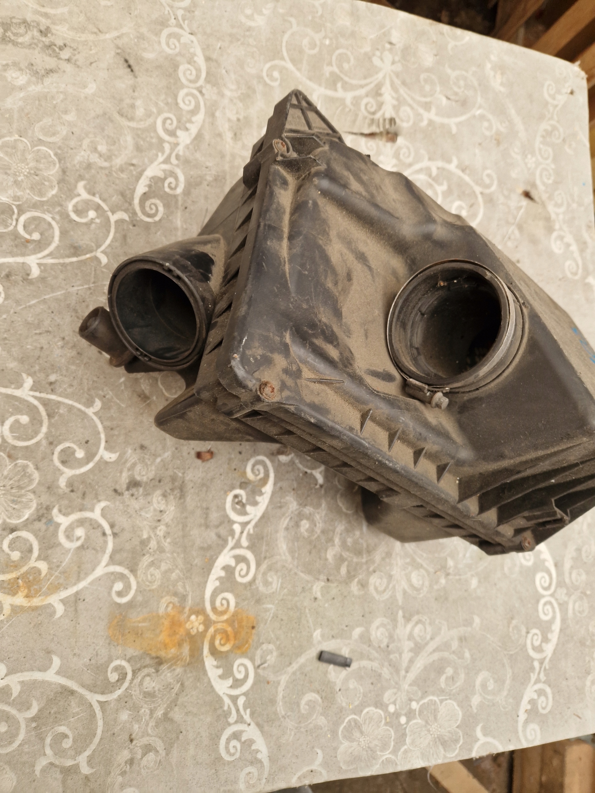 Gehäuse filter luft OPEL ASTRA H 1.7 CDTI 4613885960