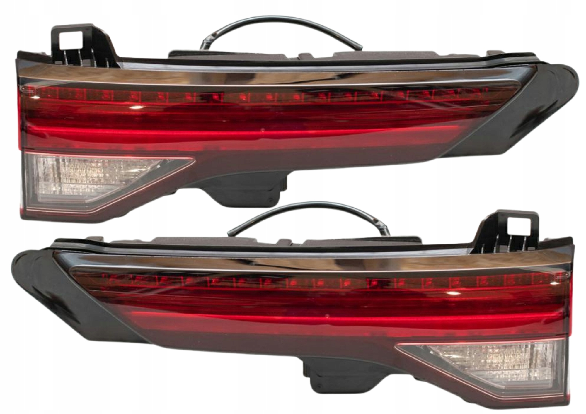 Mitsubishi Outlander 2023 Zadní Světla Vnitřní Led Pravá Levá Komplet