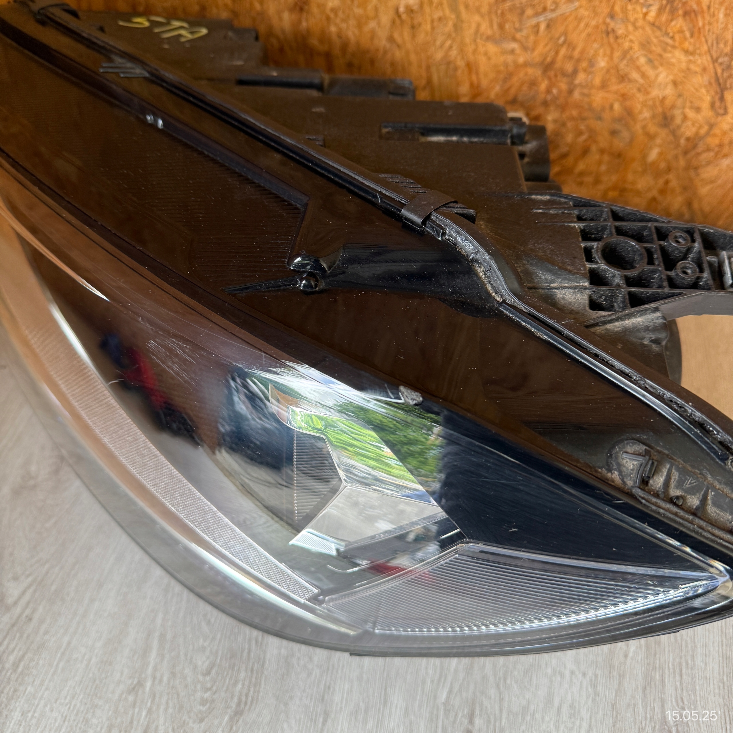 light front left VW VOLKSWAGEN TOURAN 5TA