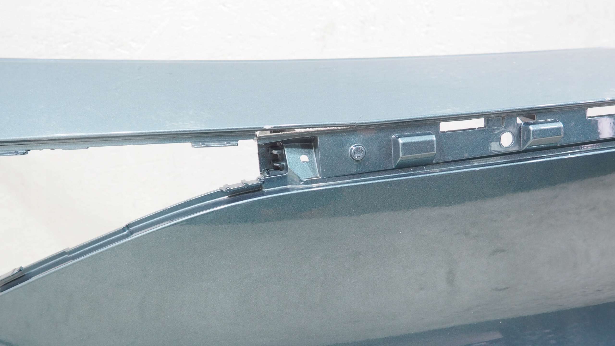 Kia Sportage V cap bonnet rear part 87311-R2000