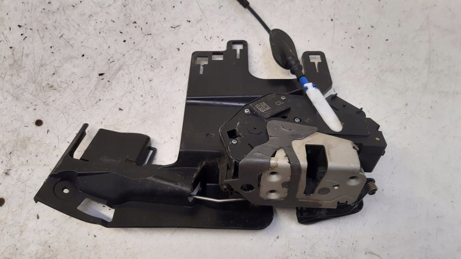 lock handle front front left Ford Fiesta MK7 1,25i