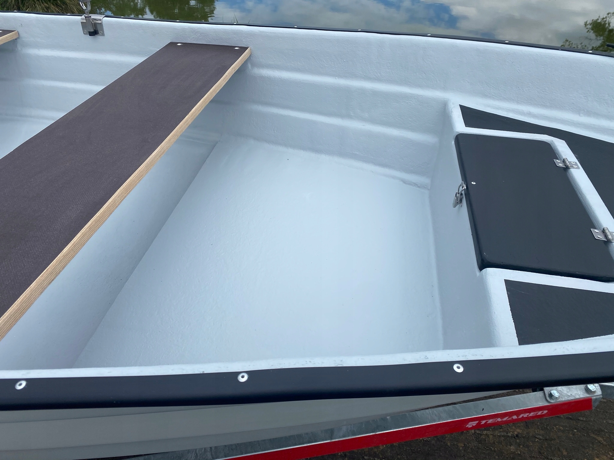 Łódź Łódka wędkarska wiosłowa Lobster 380 PRODUCE Rodzaj wiosłowa