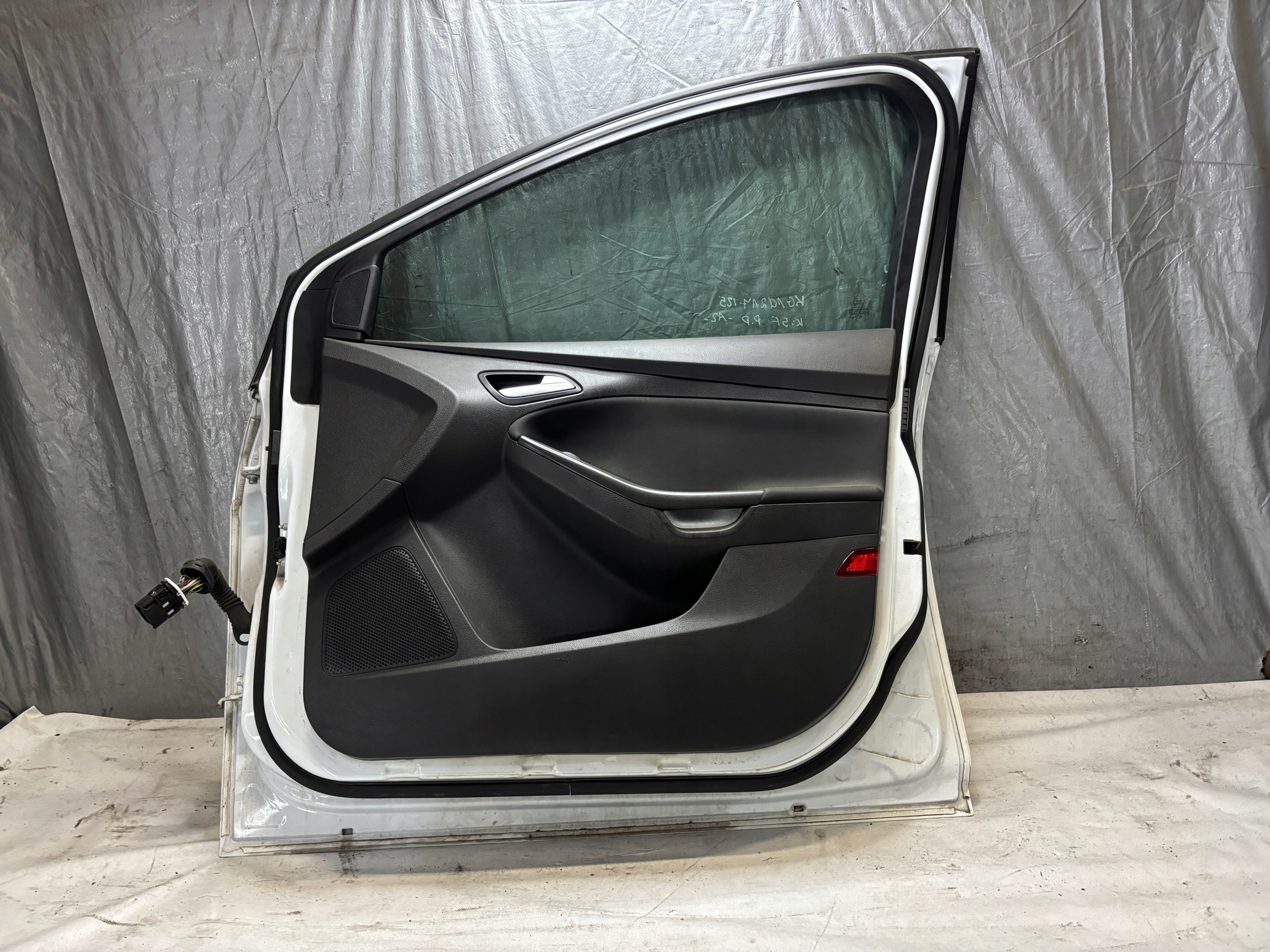 door right front Ford Focus MK3 III lift kombi k: 5F
