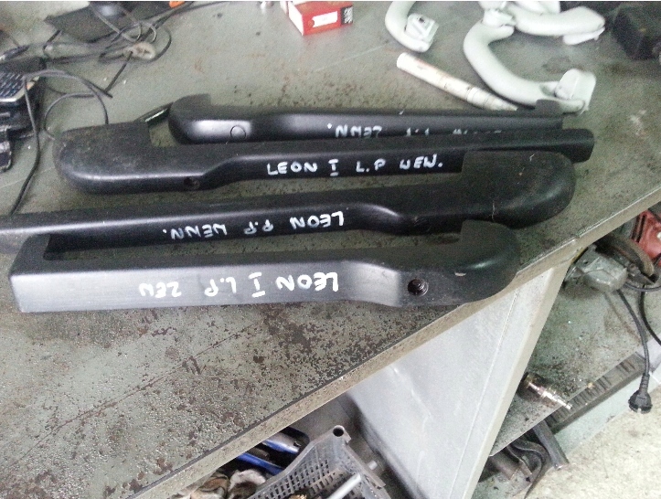 SEAT TOLEDO LEON 99-05- OSLONA SZYN FOTELA KOMPLET