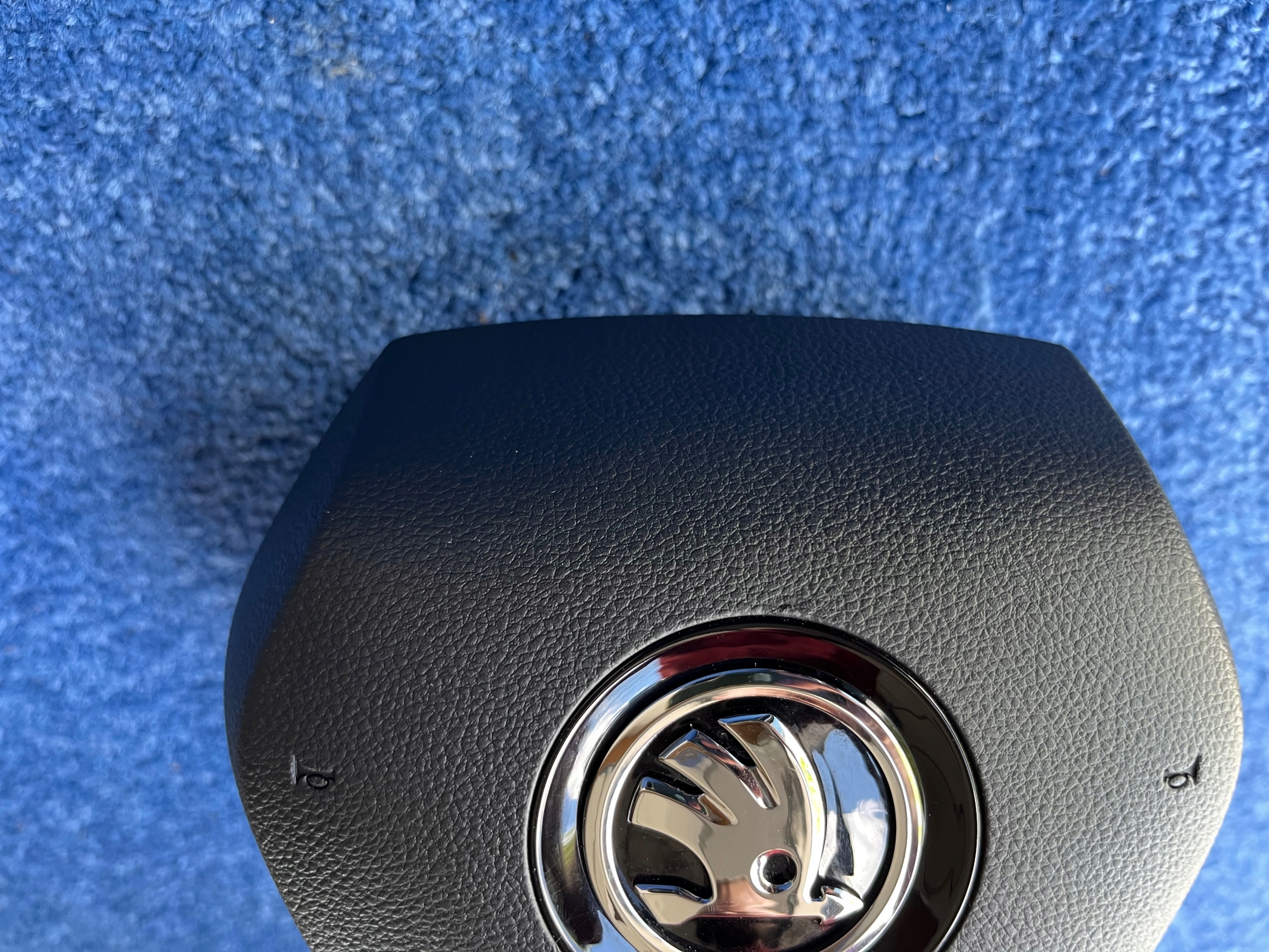 SKODA OCTAVIA IV Airbag Chauffeurs Volant