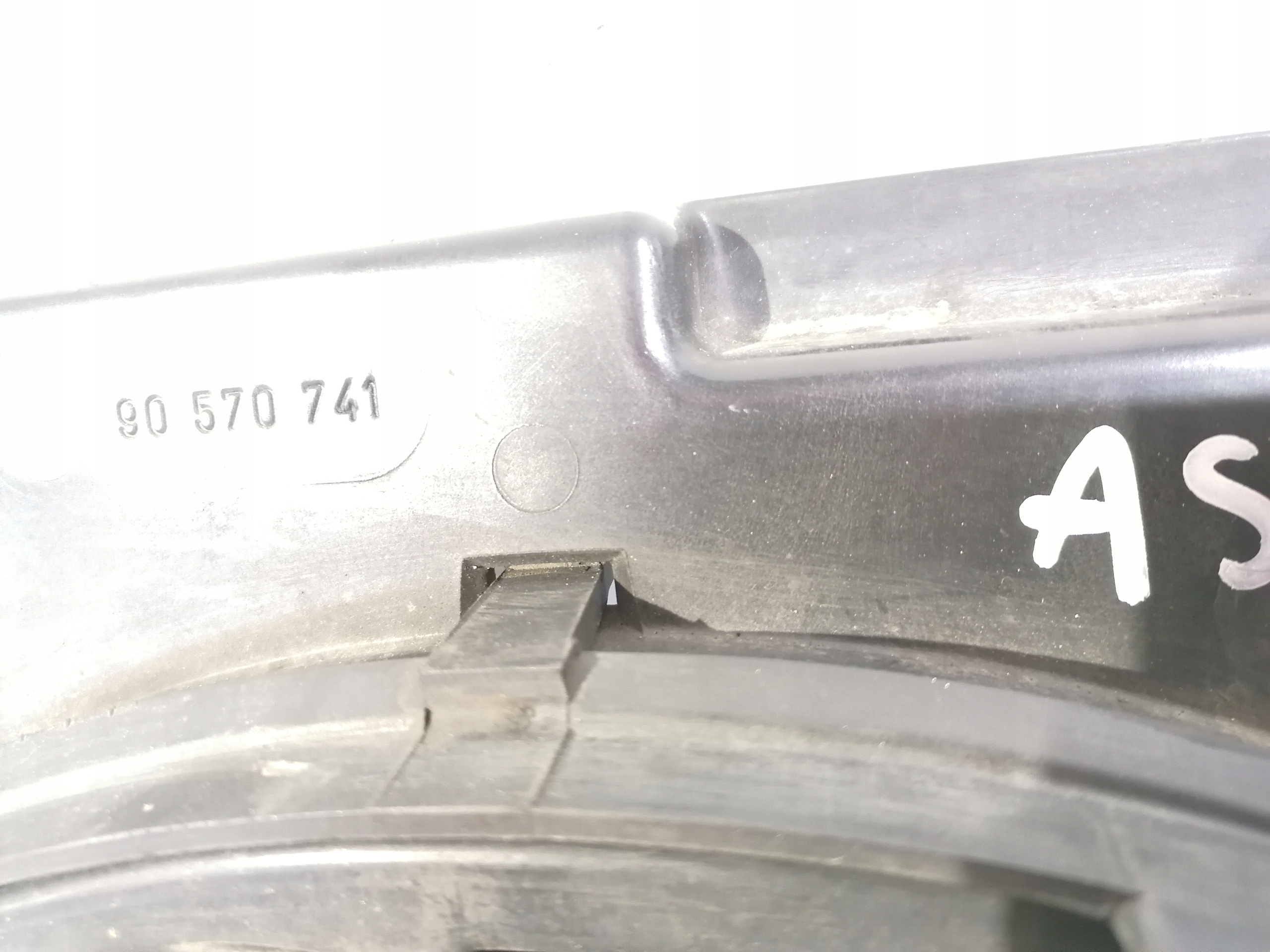 Opel Astra II ventilátor chladiče