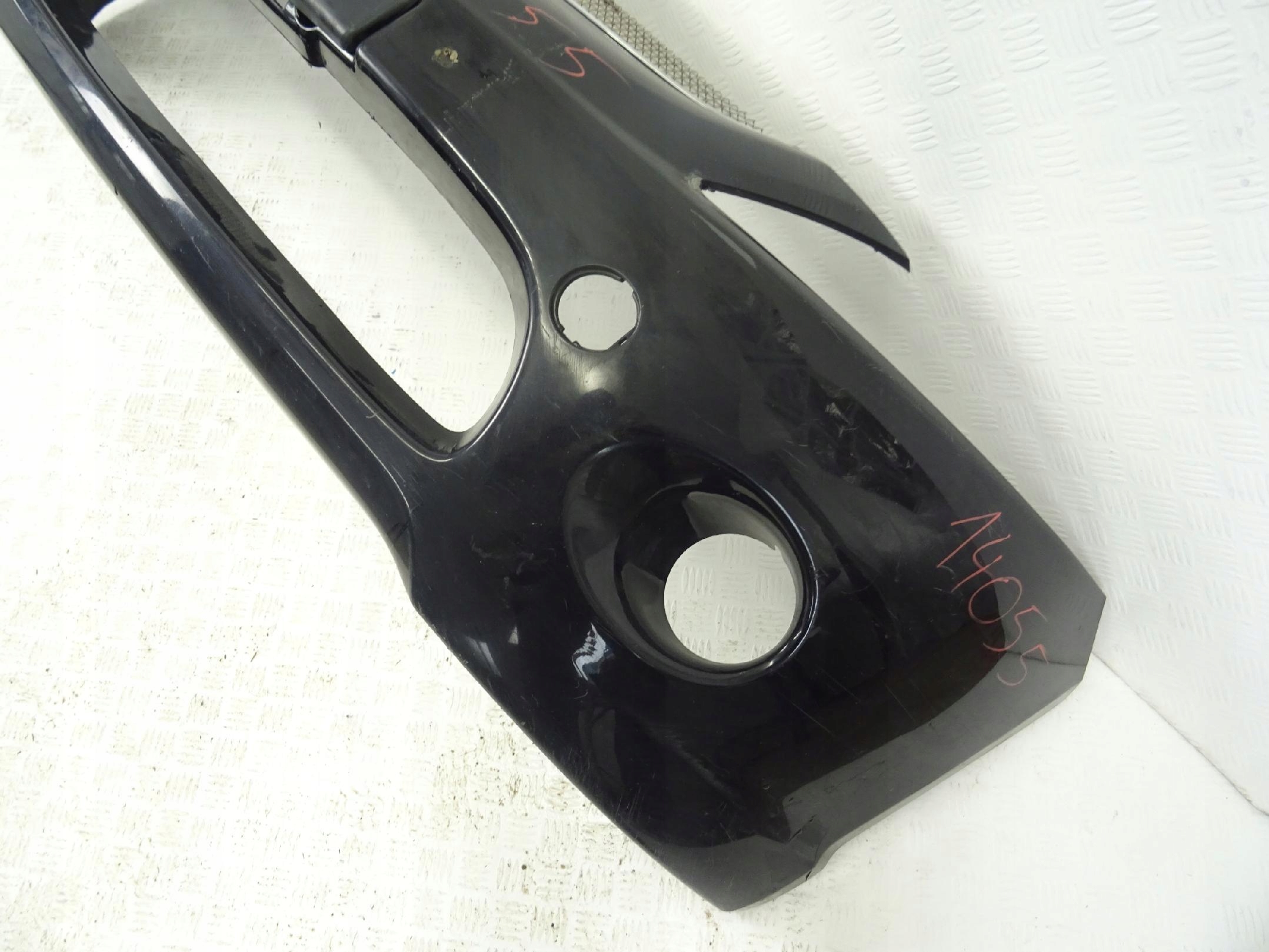 Mitsubishi Grandis bumper front front