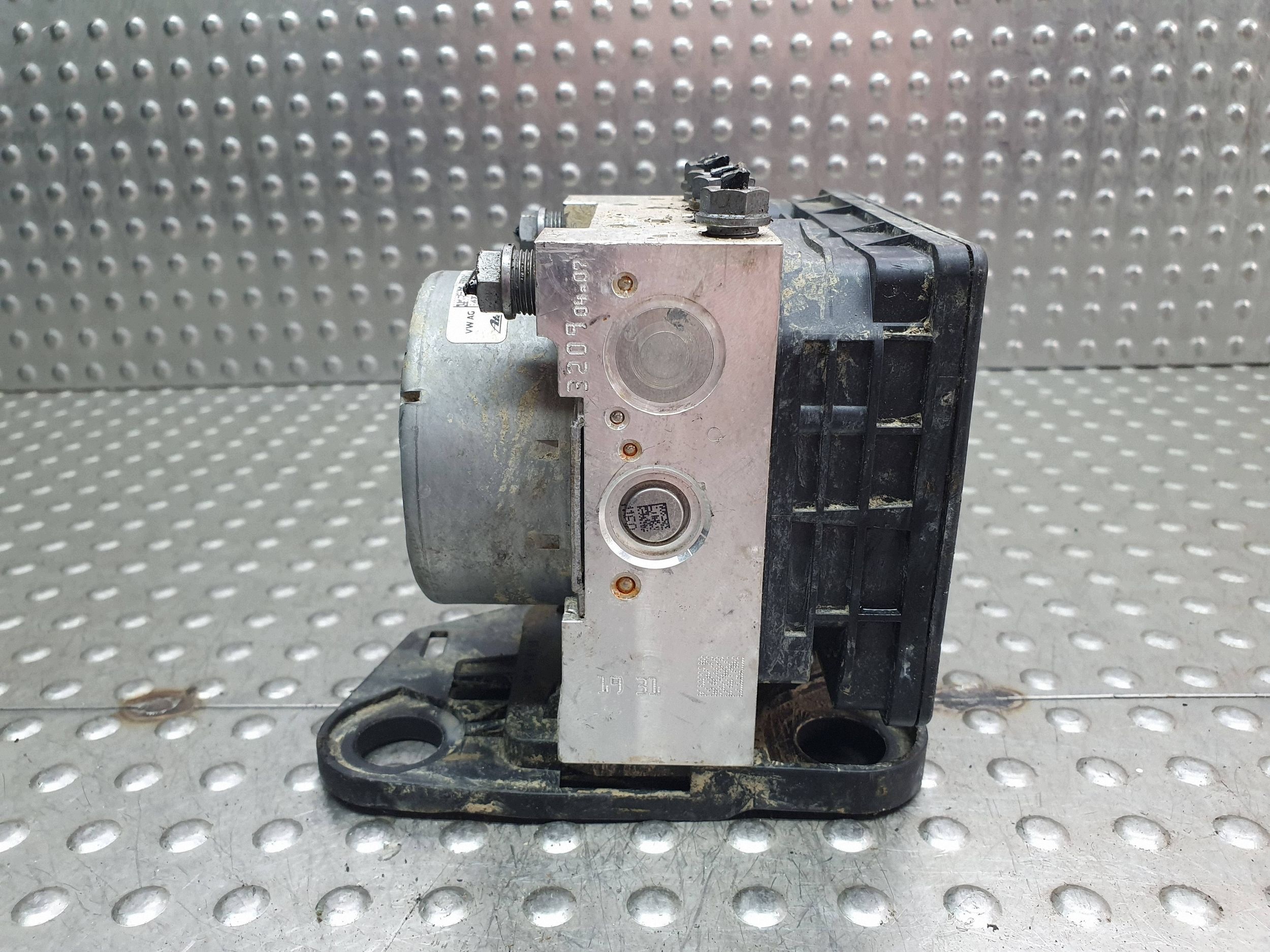 pump control unit ABS 5WA614517DG AUDI A3 8Y LEON IV GOLF VIII OCTAVIA IV