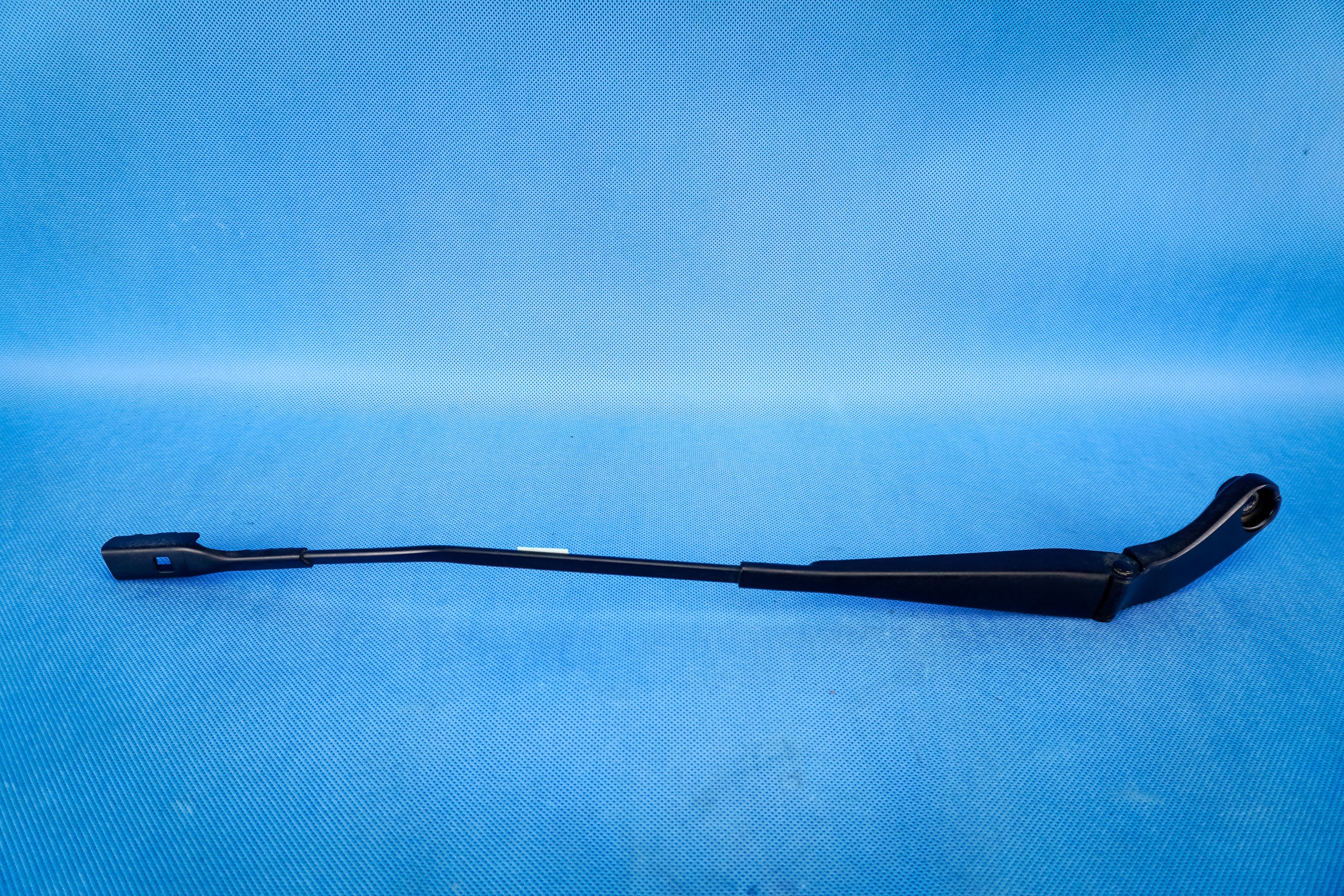 wiper arm left Audi A4 8K A5 8T 8K1955407A