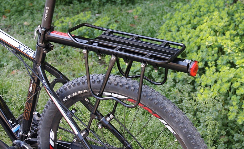 MOCNY TYLNY UNIWERSALNY BAGAŻNIK ROWEROWY ALUMINIOWY TURYSTYCZNY Waga 740 g