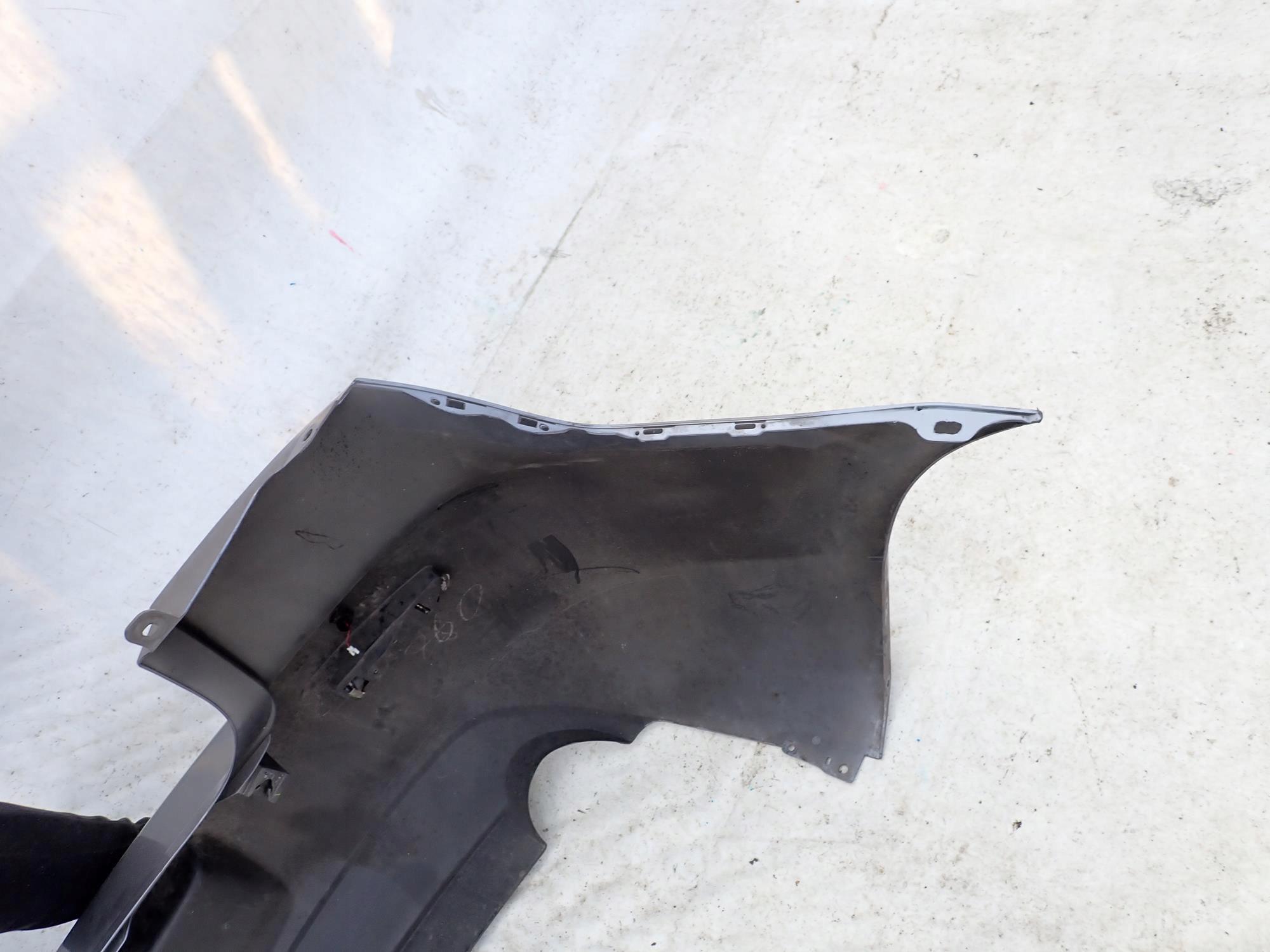 MAZDA 3 e berlina 03-06 Paraurti posteriore posteriore PDC