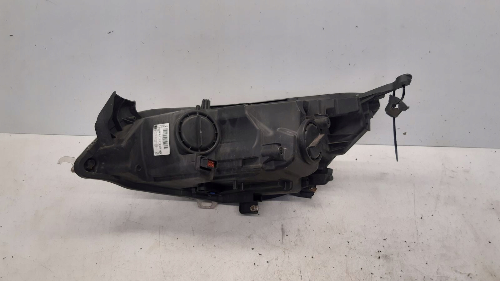 light front front right bixenon Opel Astra J kombi 1,4T
