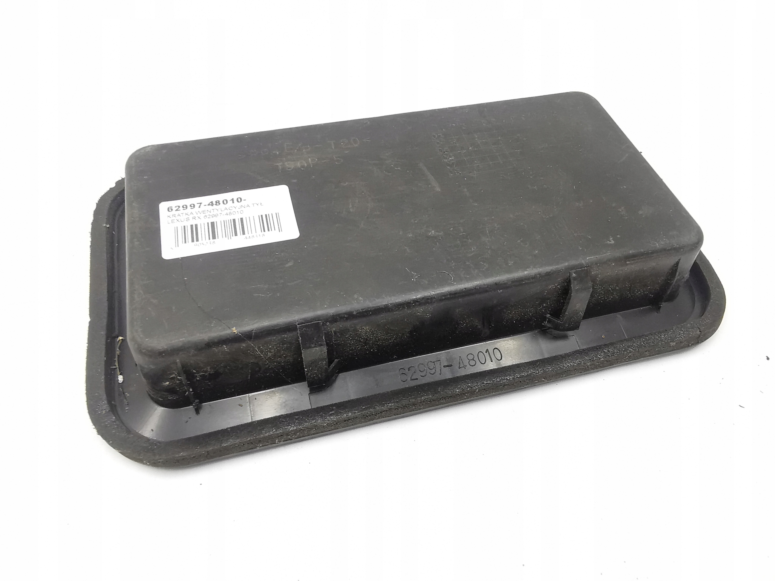 grid WENTYLACYJNA rear part LEXUS RX 62997-48010
