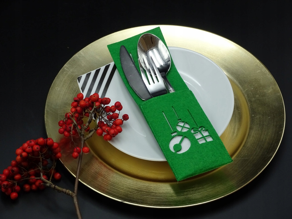 ŚWIĄTECZNE ETUI POKROWCE NA SZTUĆCE ŚWIĘTA BOMB ZI Marka Decortrend