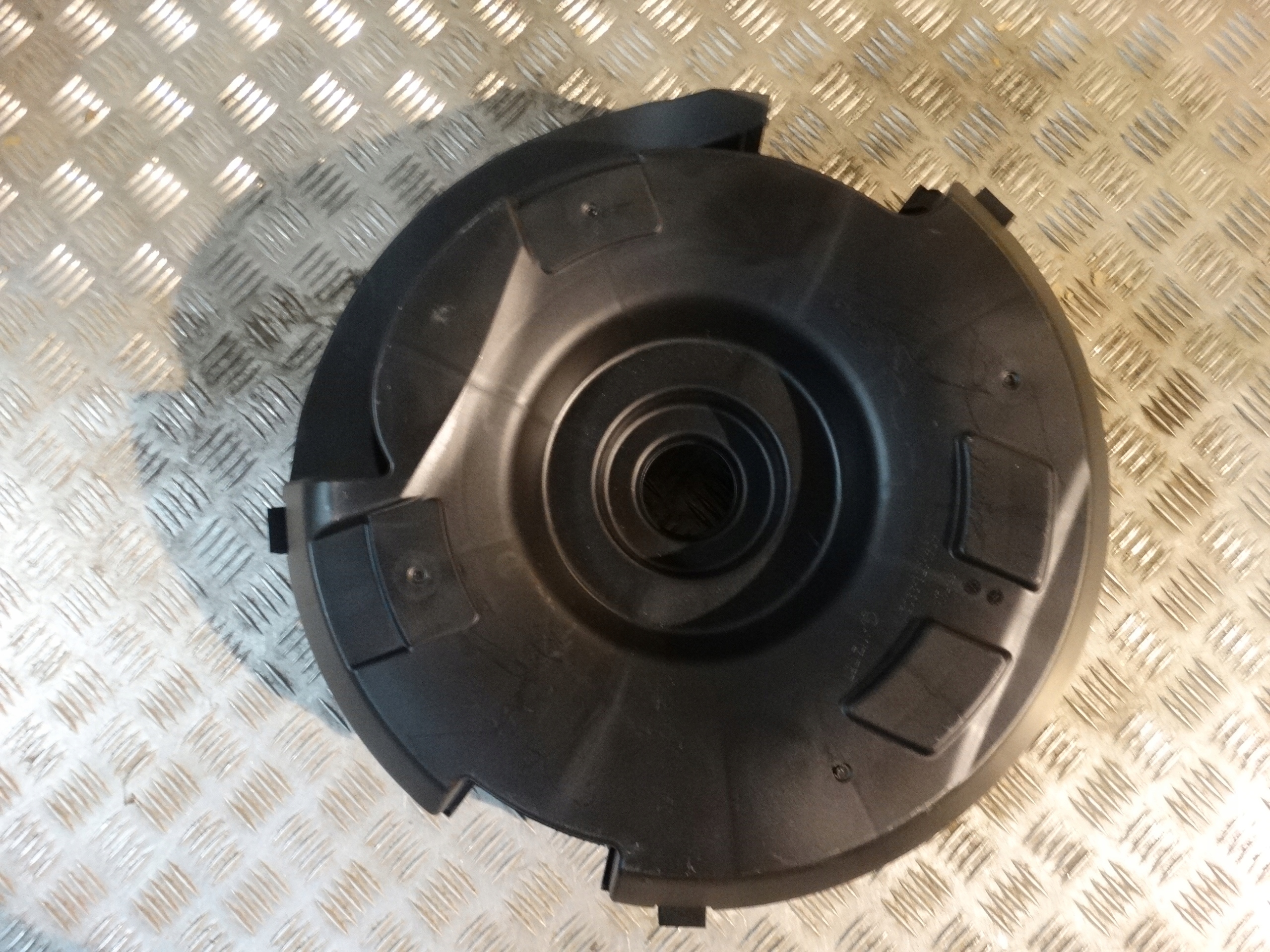 IDEALNY SUBWOOFER speaker AUDI A6 A7 C8 1 9