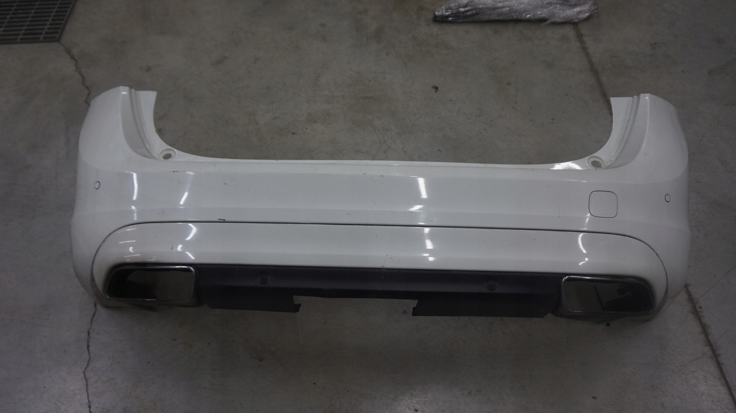 ZDERZAK TYŁ VOLVO V60 LIFT PO 2013 ROKU KOLOR 614