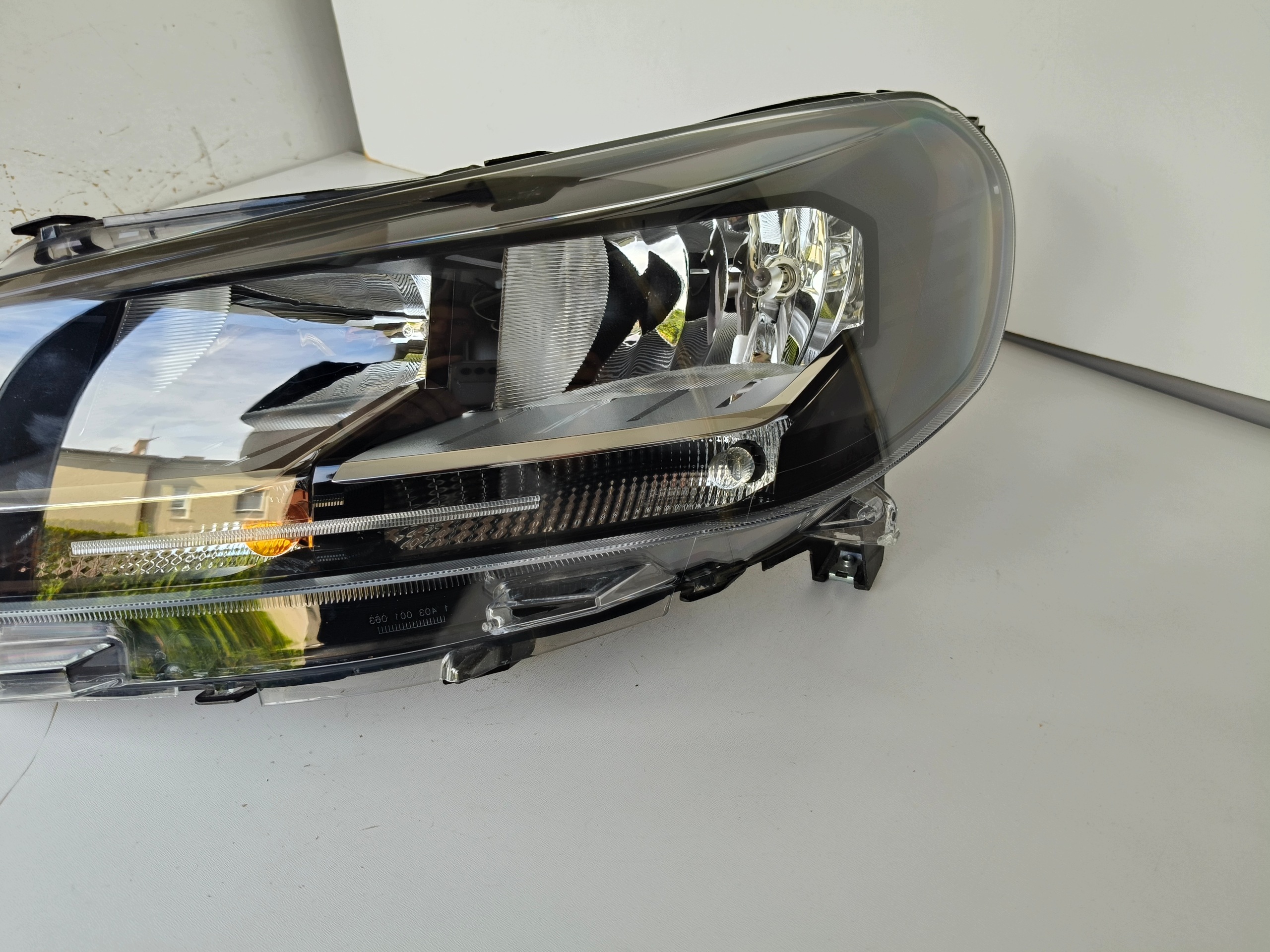 light left REFLEKTOR OPEL VIVARO C EXPERT PROACE 23- LIFT LED