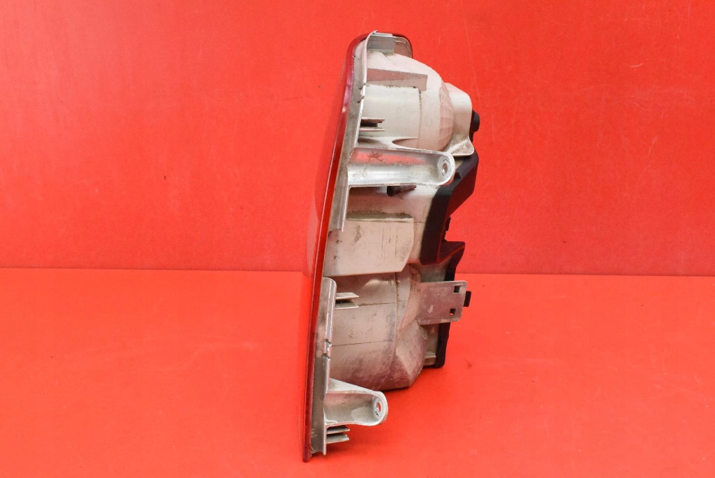 light left rear part rear VW TOURAN 1 and 03-06