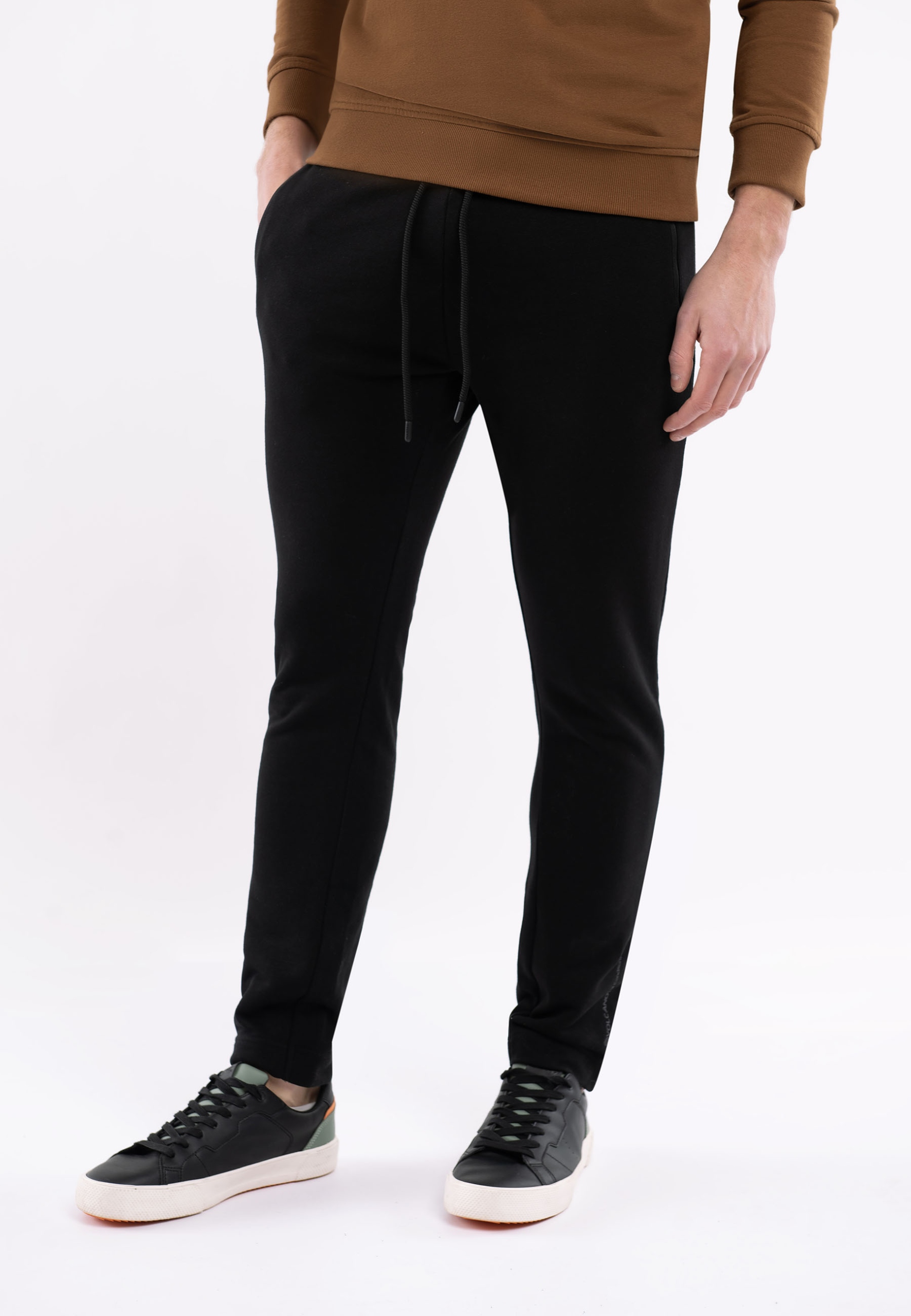 Volcano pánské tepláky bez stahovacího pásku černé n-den 3XL