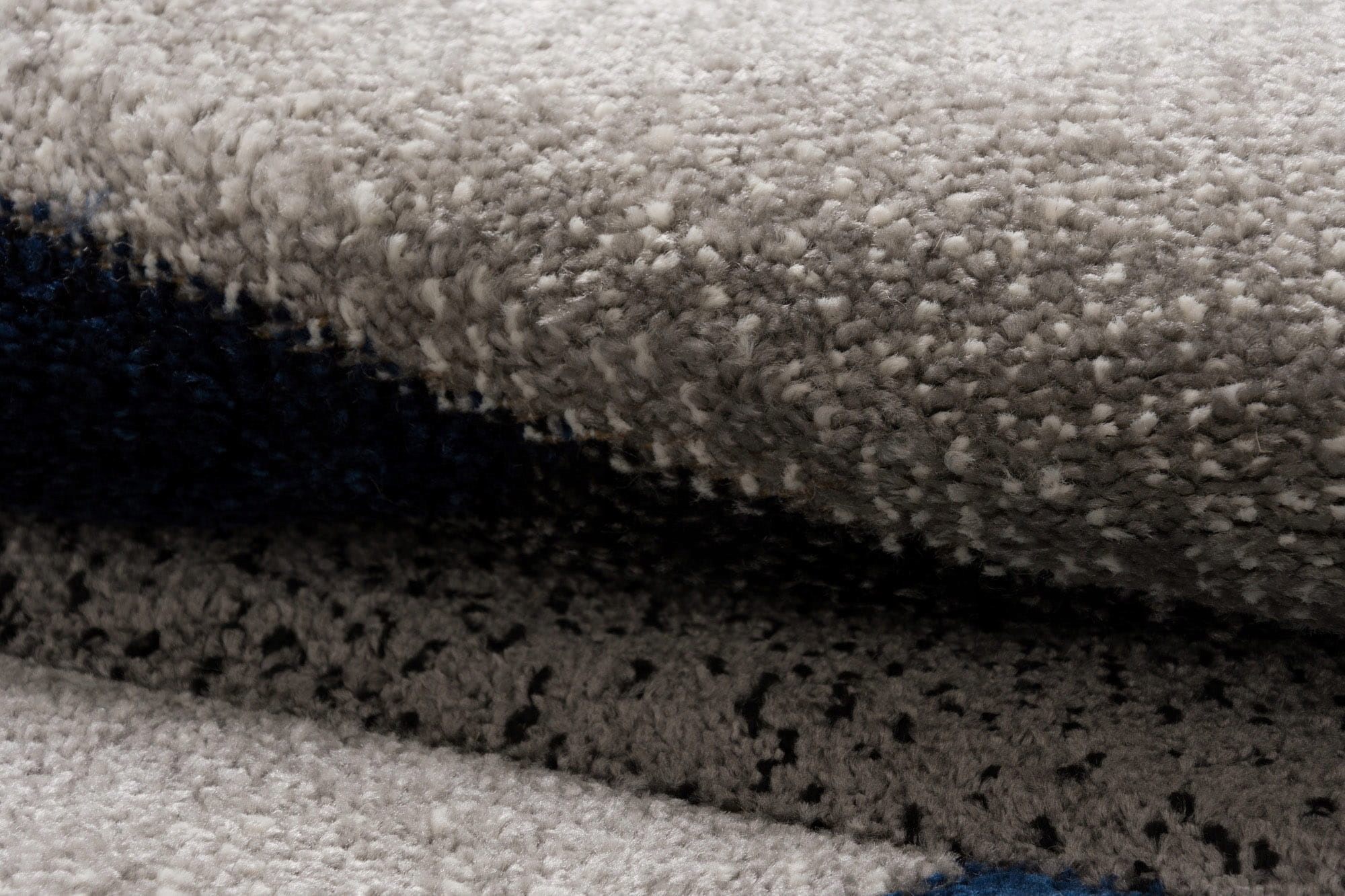 DYWAN DIAMOND NEW GEOMETRIA GRANAT 160 x 220 Szerokość produktu 220 cm