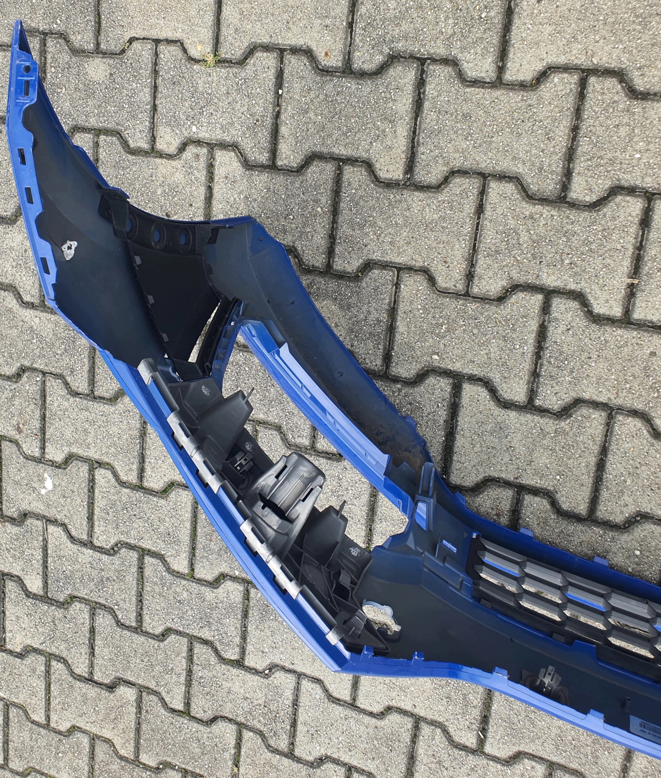 SKODA SCALA 19-23 bumper front front PDC original 657807221