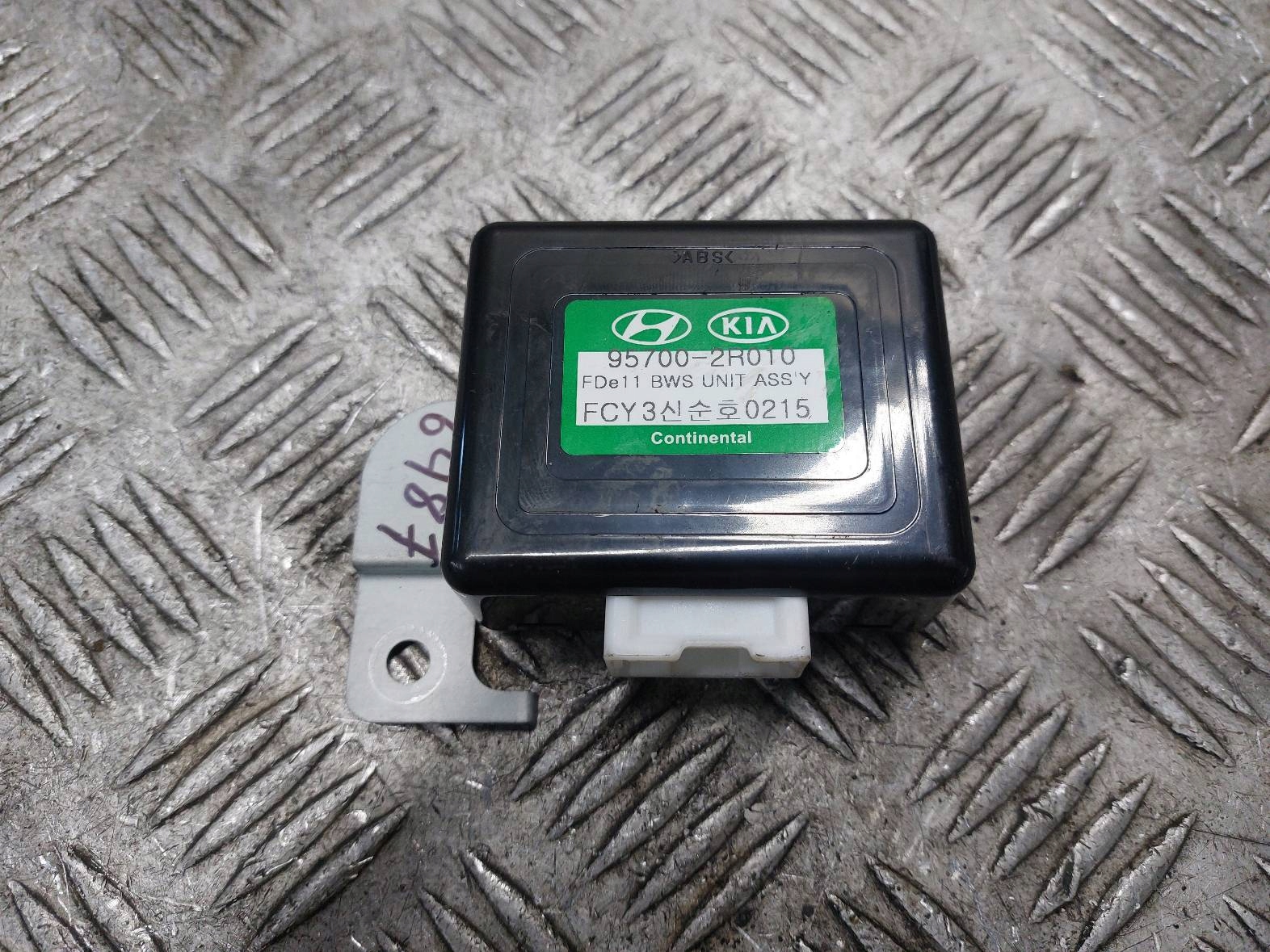 modulo parcheggio PDC HYUNDAI I30 e LIFT 95700-2R010