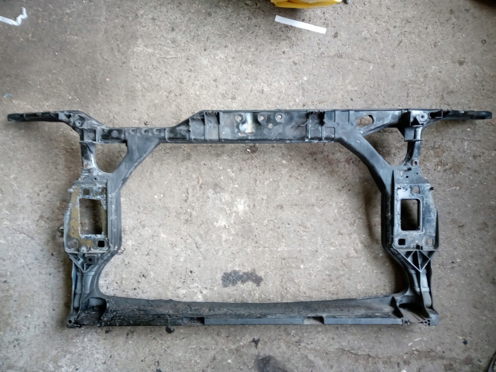 AUDI A5 A4 B8 support panel for radiators pillar frame front