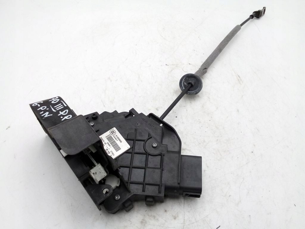 Volvo V70 III 3 lock right front front 6 PIN EU 31253658