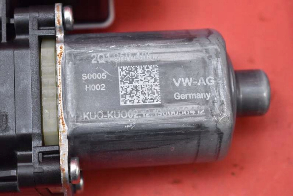 window regulator left front EU 654837461 SKODA KAMIQ 19