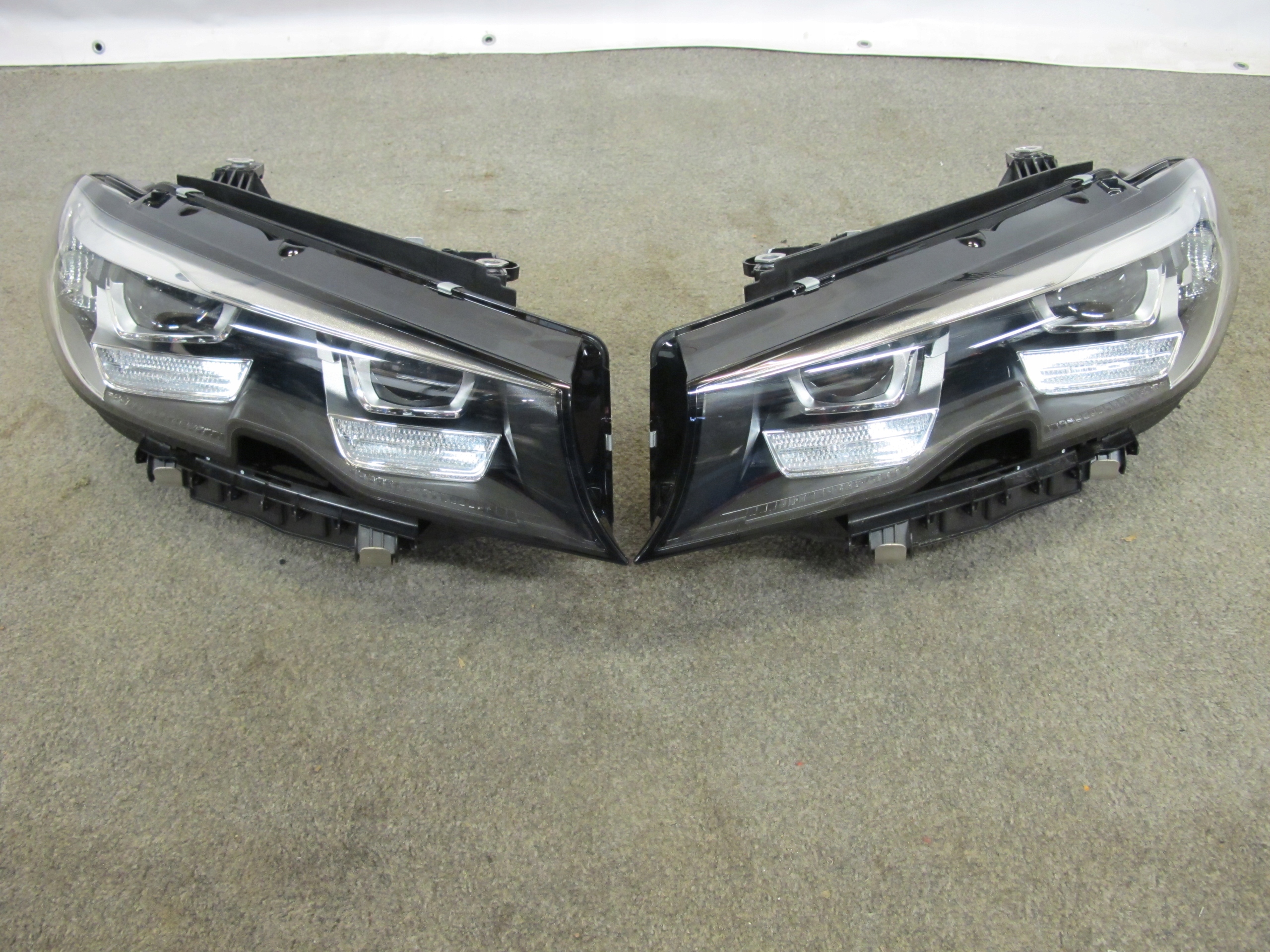 LAMPY PRZEDNIE BMW G20 G21 LED EUROPA 9481695
