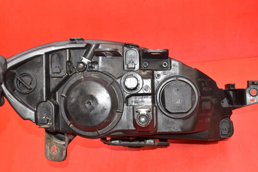 REFLEKTOR left light front EU 52084245 FIAT LINEA 06-12
