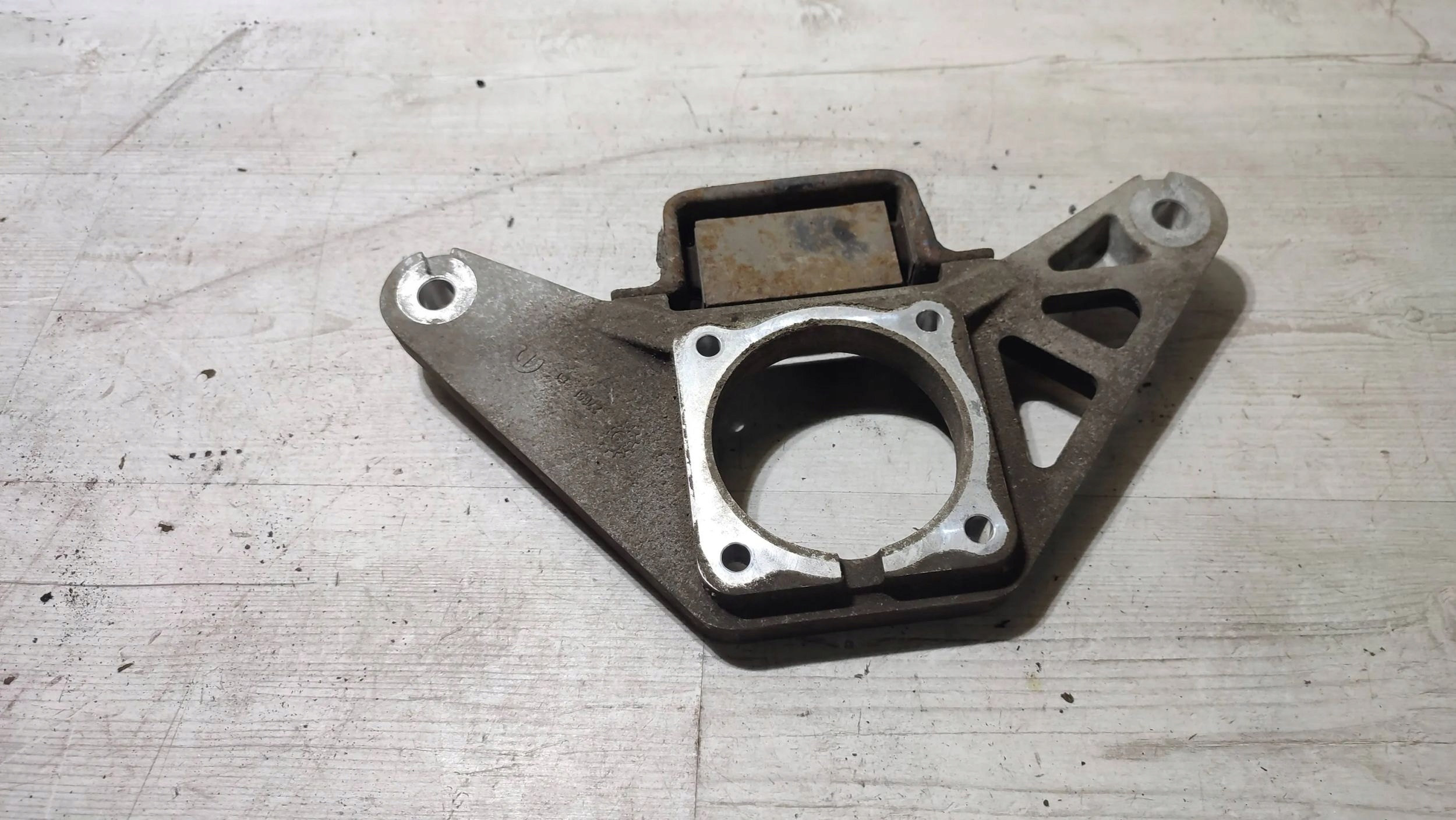 Jeep Cherokee 2015 Support Console Arrière