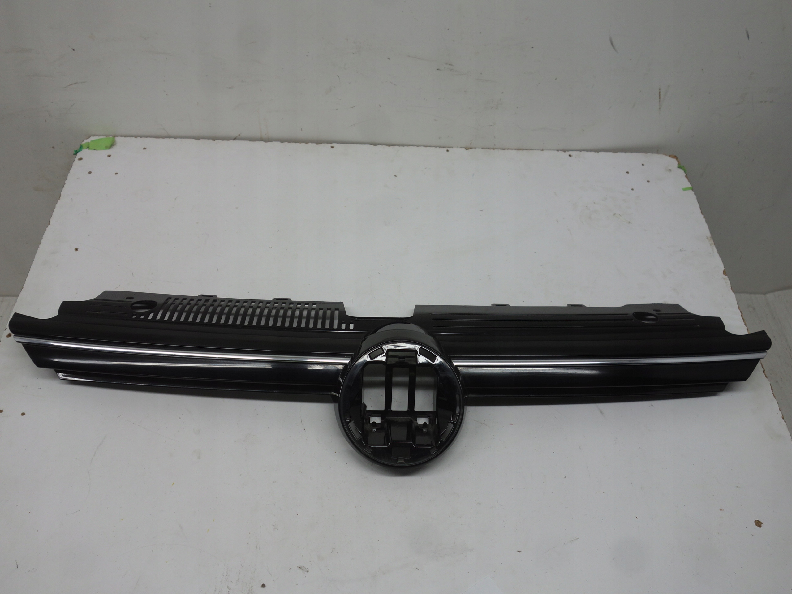 VW Golf V Kühlergrill FRONTGRILL Kühlergitter 85H085365 - Thumbnail 1