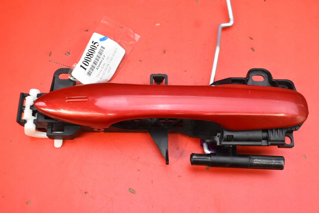 handle right front front 2TB TOYOTA BZ4X 204 KM 22